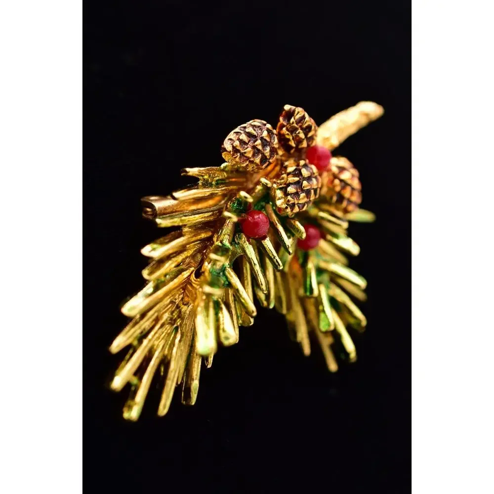 ART Vintage Christmas Pinecone Brooch Gold Red Berry Evergreen Branch Pin BinBI